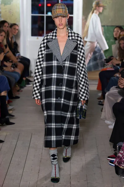 Look 39